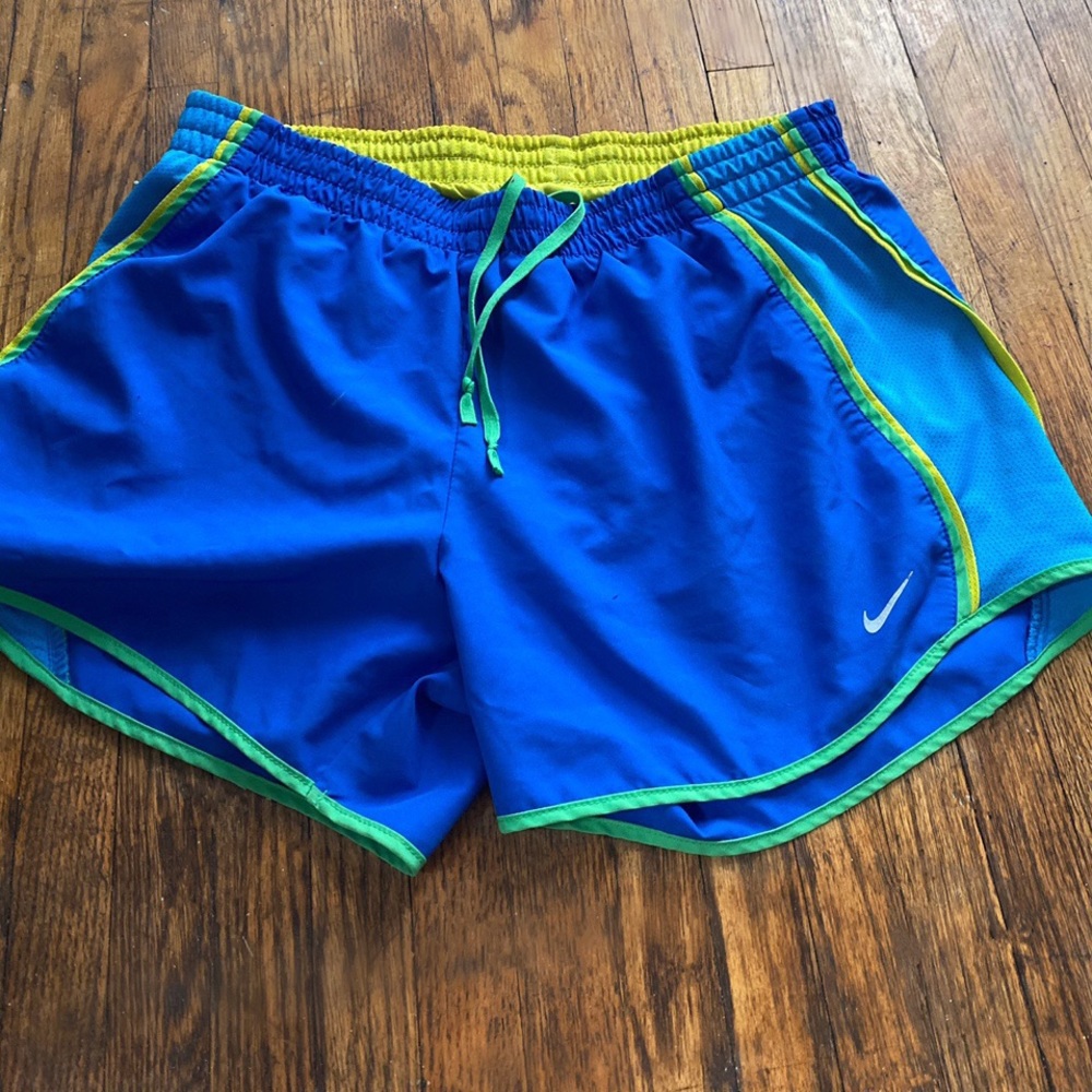 nike dry fit short
